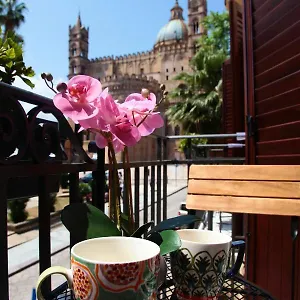 Alle Absidi Della Cattedrale , Palermo Italien